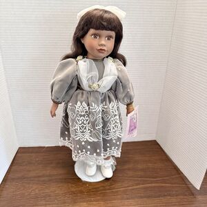Collectible Memories Genuine Porcelain Doll Oprah African American 17" Girl Lace